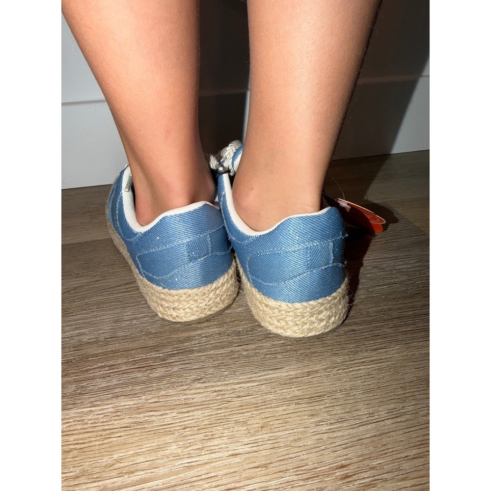 Girl sneakers size 4 espadrille - Picture 2 of 4